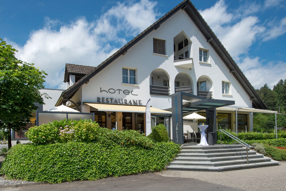 Aussen thorenberg hotel restaurant littau luzern 01